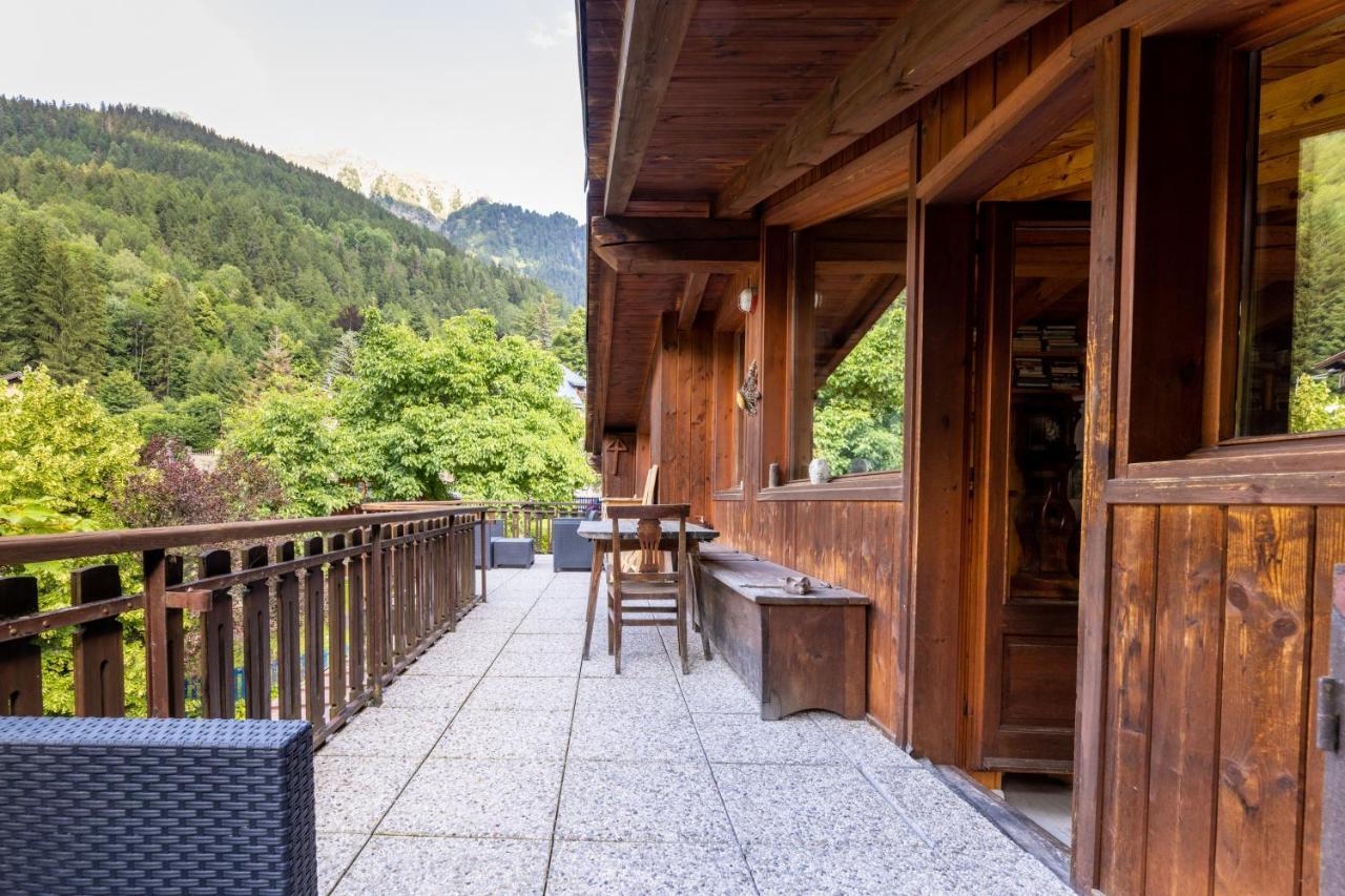 Hotel Cristallo Courmayeur Exterior photo