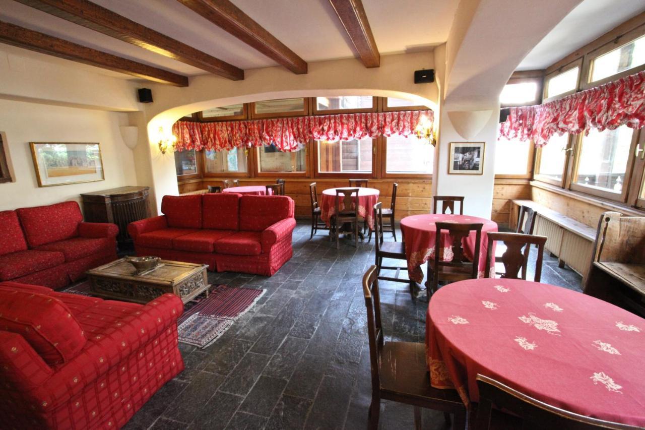 Hotel Cristallo Courmayeur Exterior photo